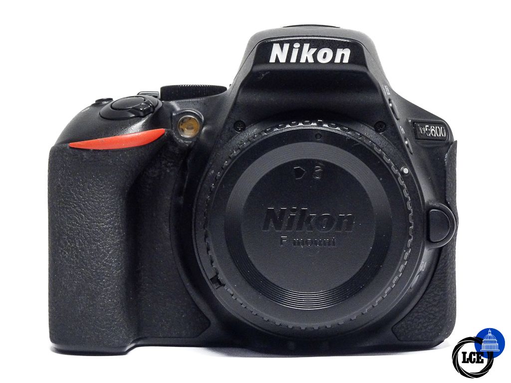 Nikon D5600