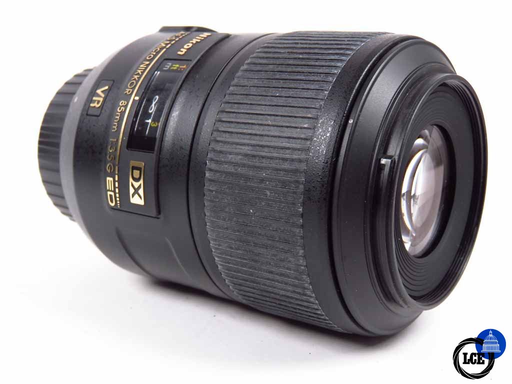 Nikon 85mm f3.5 DX ED VR Macro