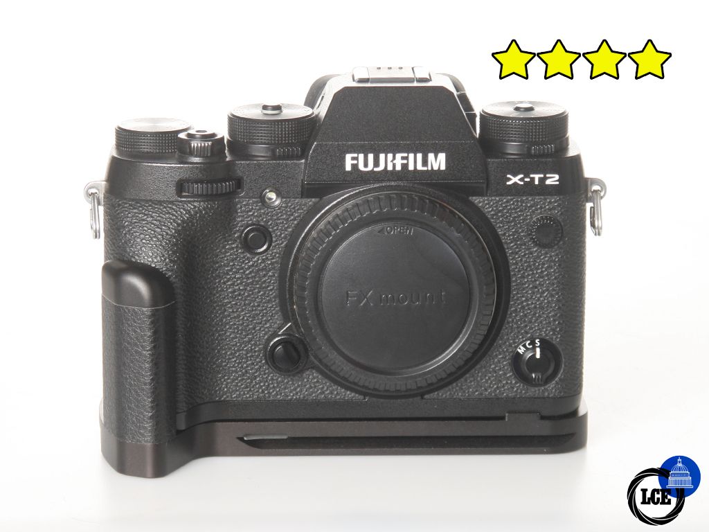 FujiFilm X-T2 Black with JJC Grip (BOXED) Shutter Count 18,735