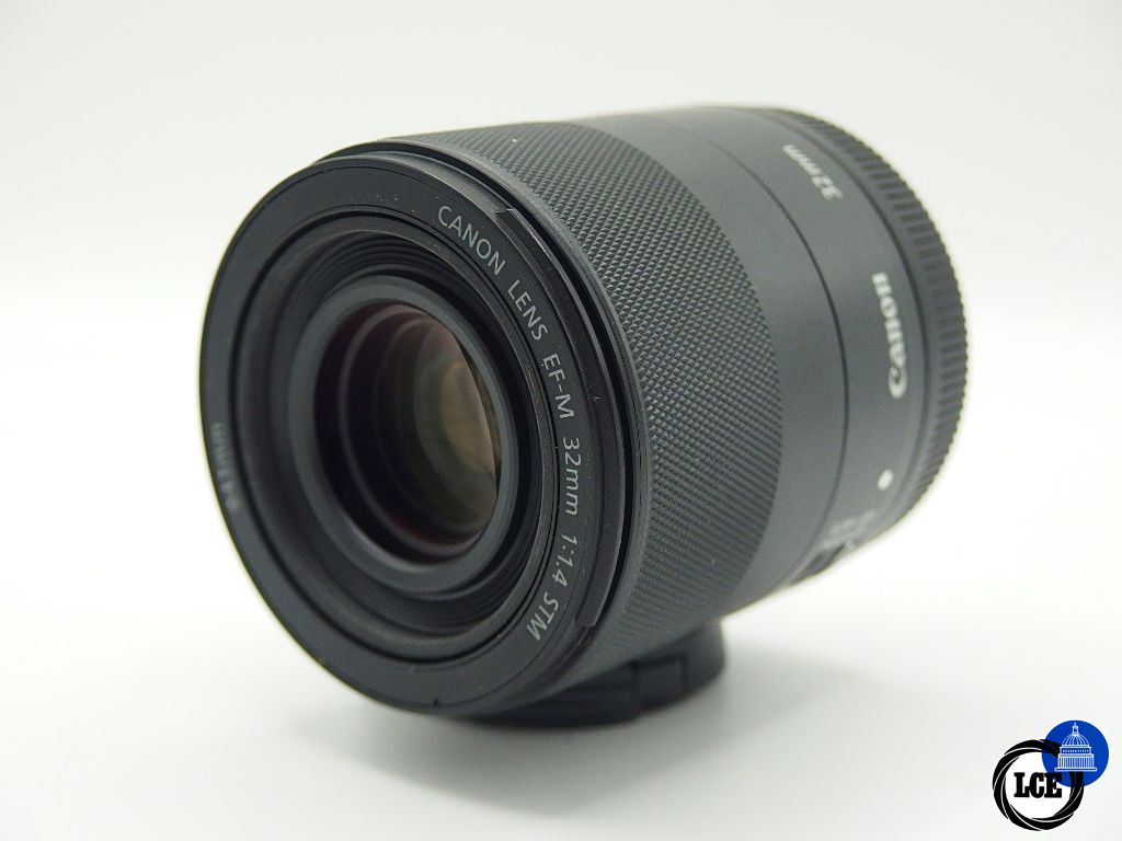 Canon EF-M 32mm f/1.4 STM