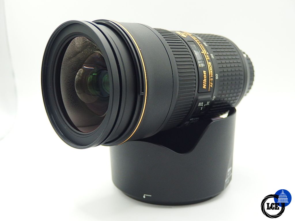 Nikon AF-S 24-70mm f2.8 VR