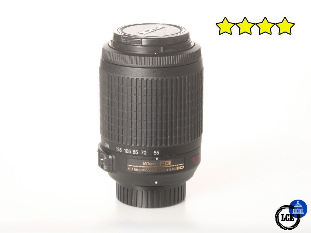 Nikon 55-200mm f4-5.6 G ED VR DX AF-S (with Hood)