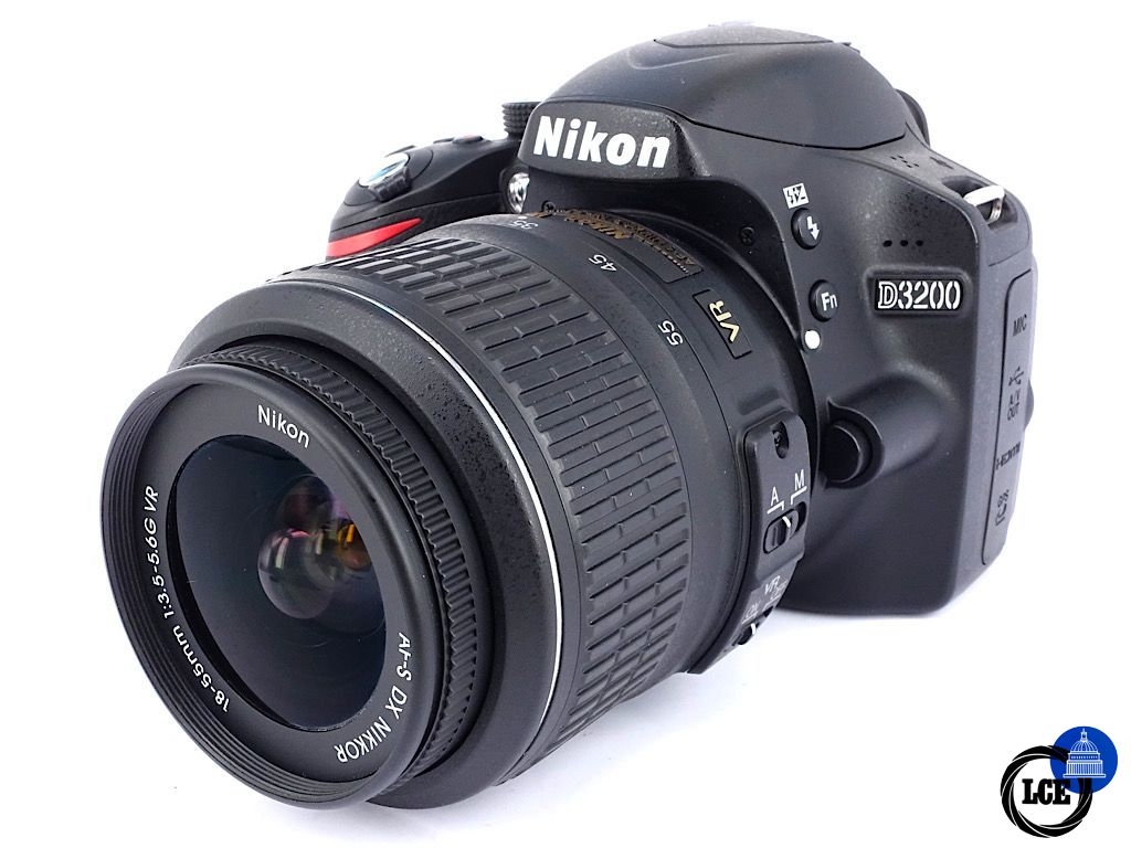 Nikon D3200 + AF-S 18-55mm F3.5-5.6G VR | 4*