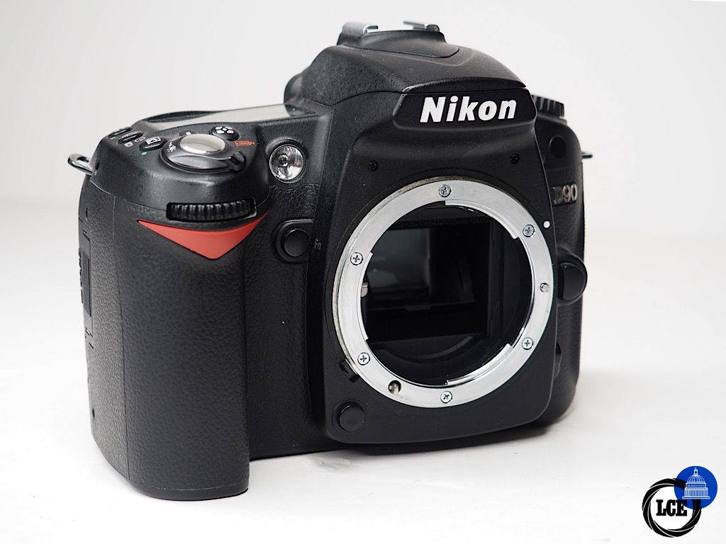 Nikon D90 Body