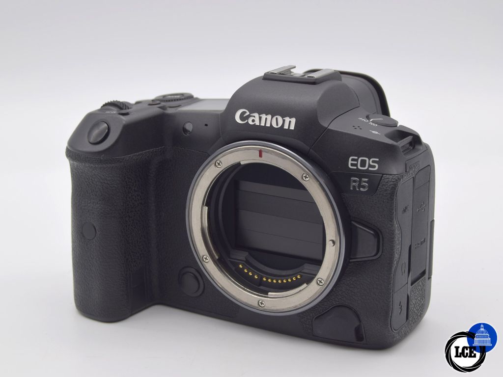 Canon EOS R5 Body (Boxed + spare battery)