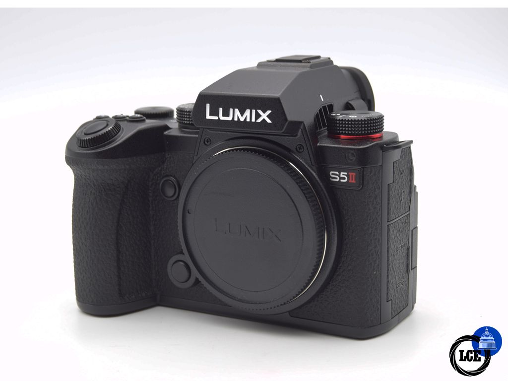 Panasonic Lumix S5 II Body (Boxed, only 2823 shutter actuations)