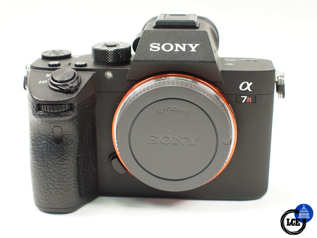 Sony A7R III Body less than 15k shutter count