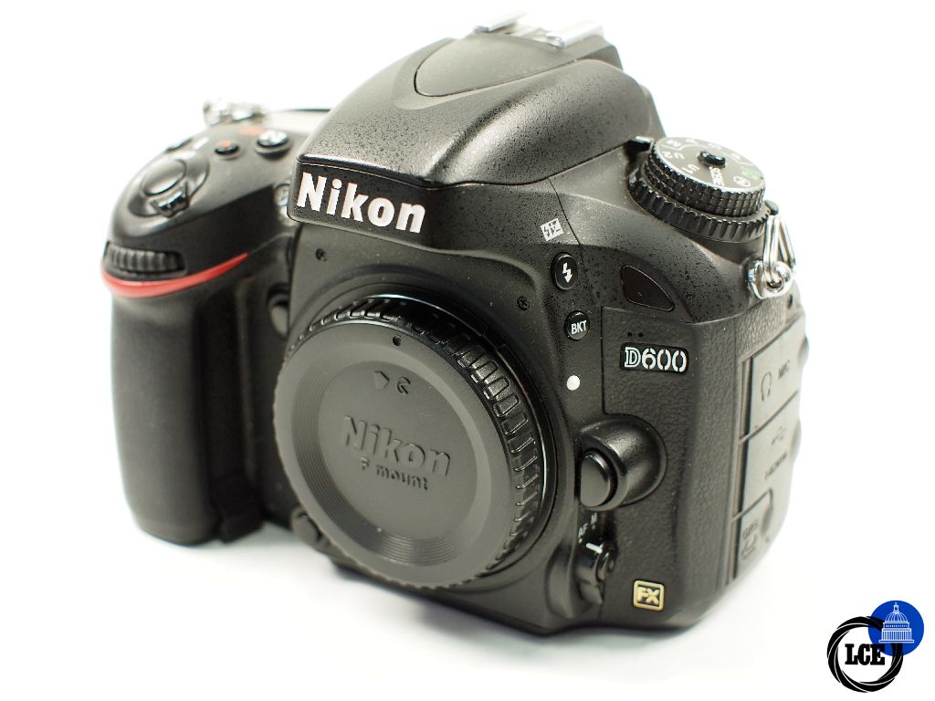 Nikon D600 60k sc