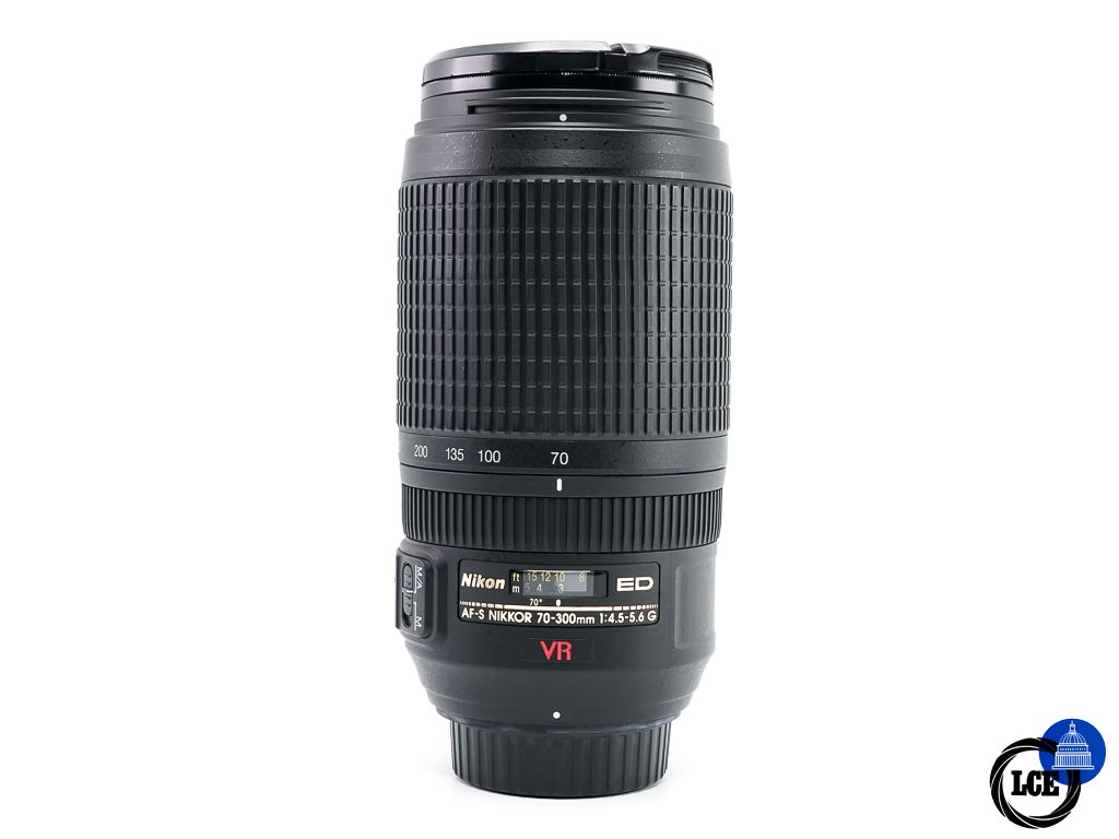 Nikon AF-S 70-300mm f4.5-5.6 VR ED