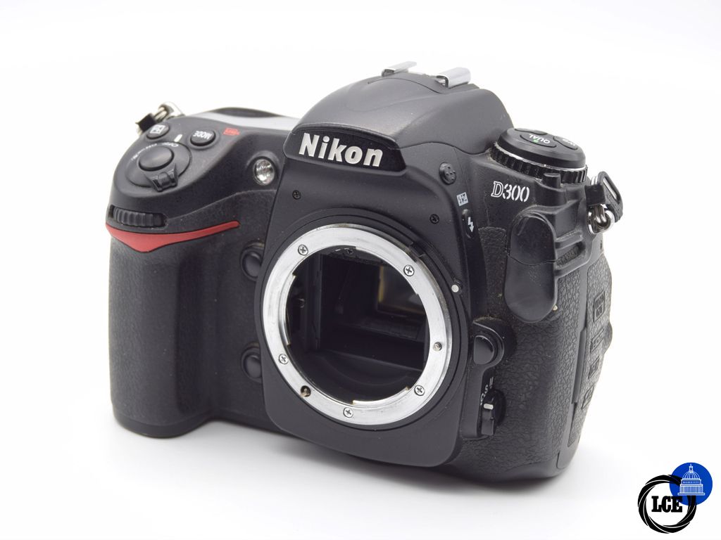 Nikon D300 Body (49k Shutter Actuations)