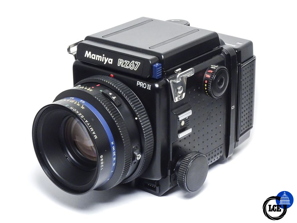 Mamiya RZ67 Pro II + 110mm Sekor Z + 2x 120 back + WLF + AE finder