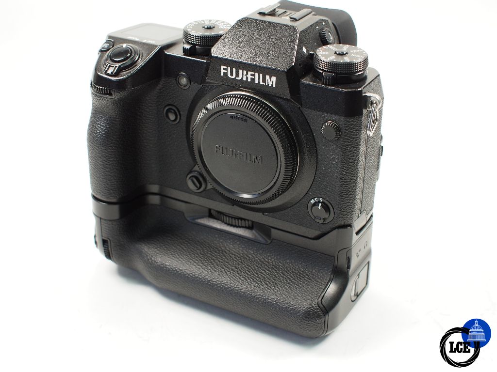 FujiFilm X-H1 + VPB-XH1 grip