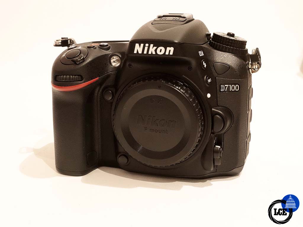 Nikon D7100 Body