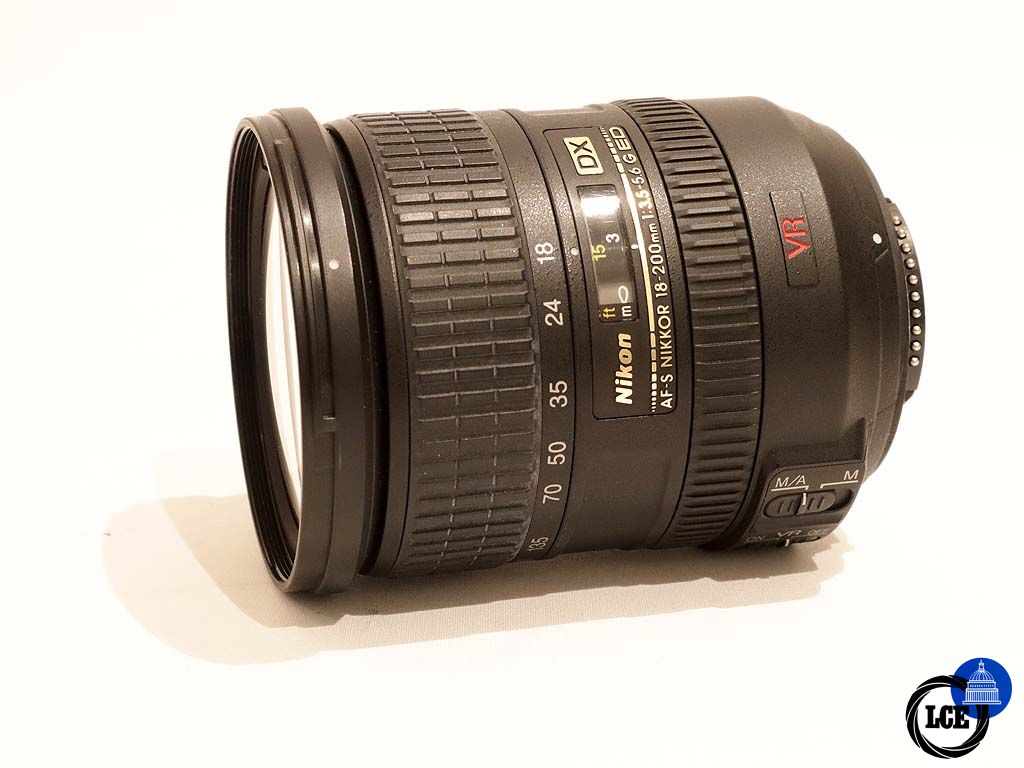 Nikon AF-S 18-200mm f3.5-5.6 G DX VR