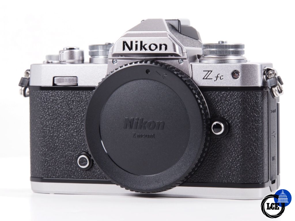 Nikon Zfc Body, Less than 150 actuations