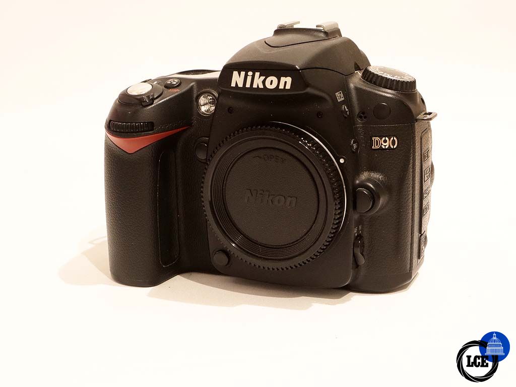 Nikon D90 Body