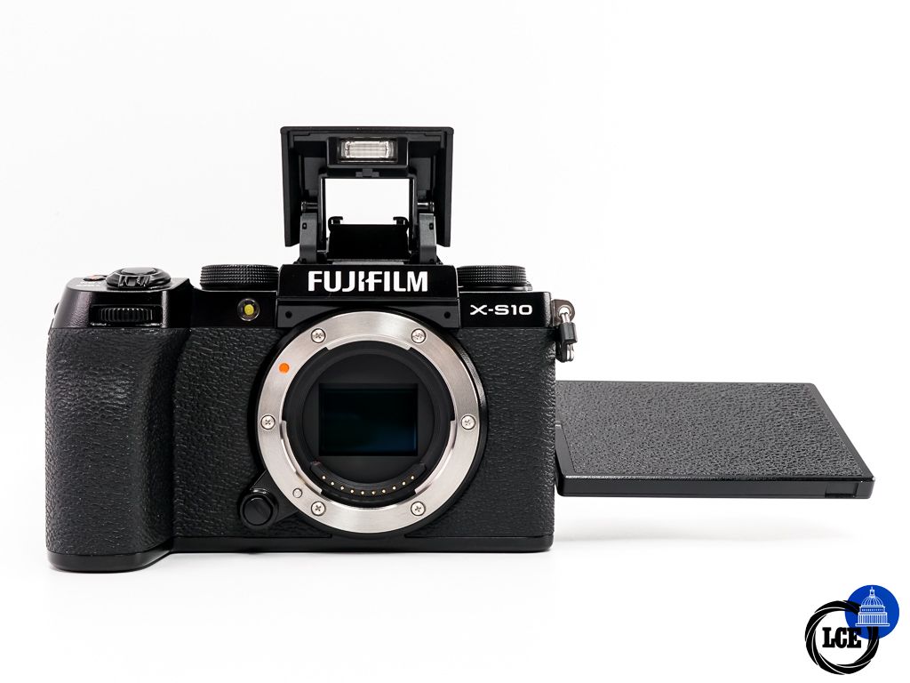 FujiFilm X-S10 Body * BOXED *