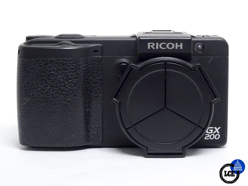 Ricoh GX200 + VF-1