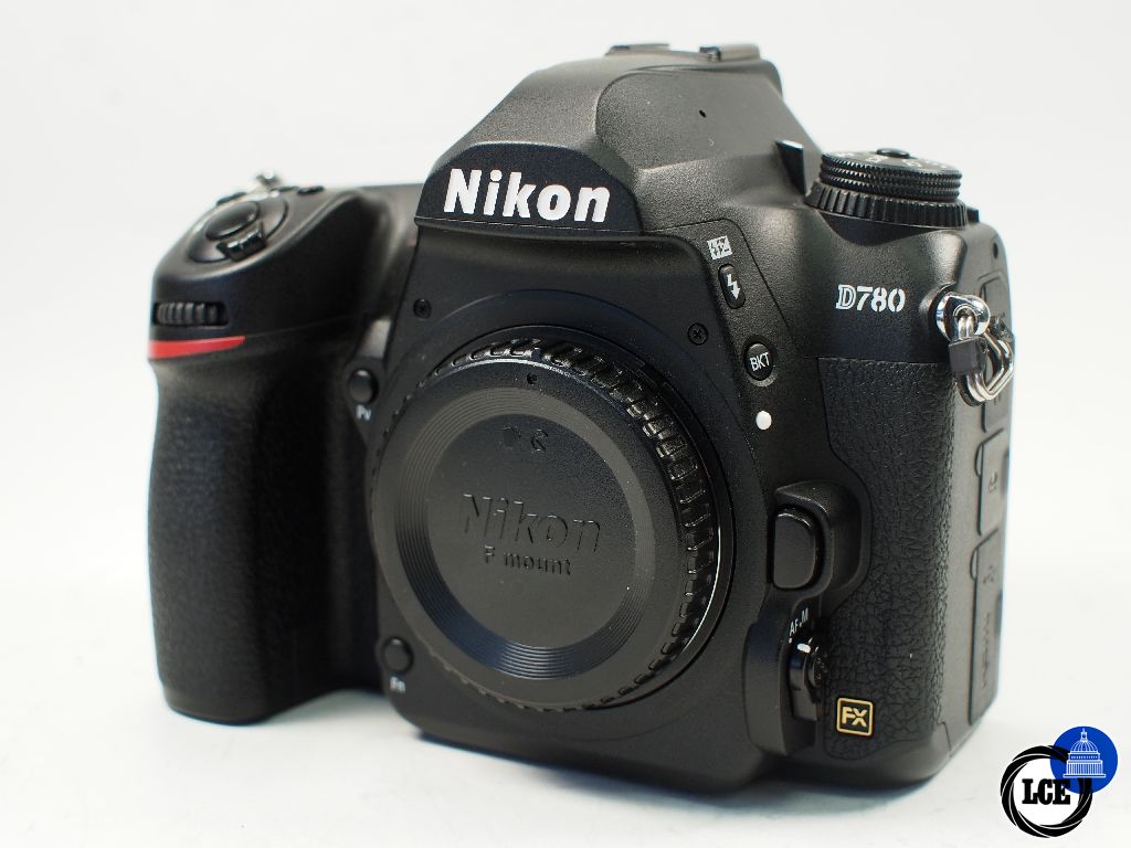 Nikon D780