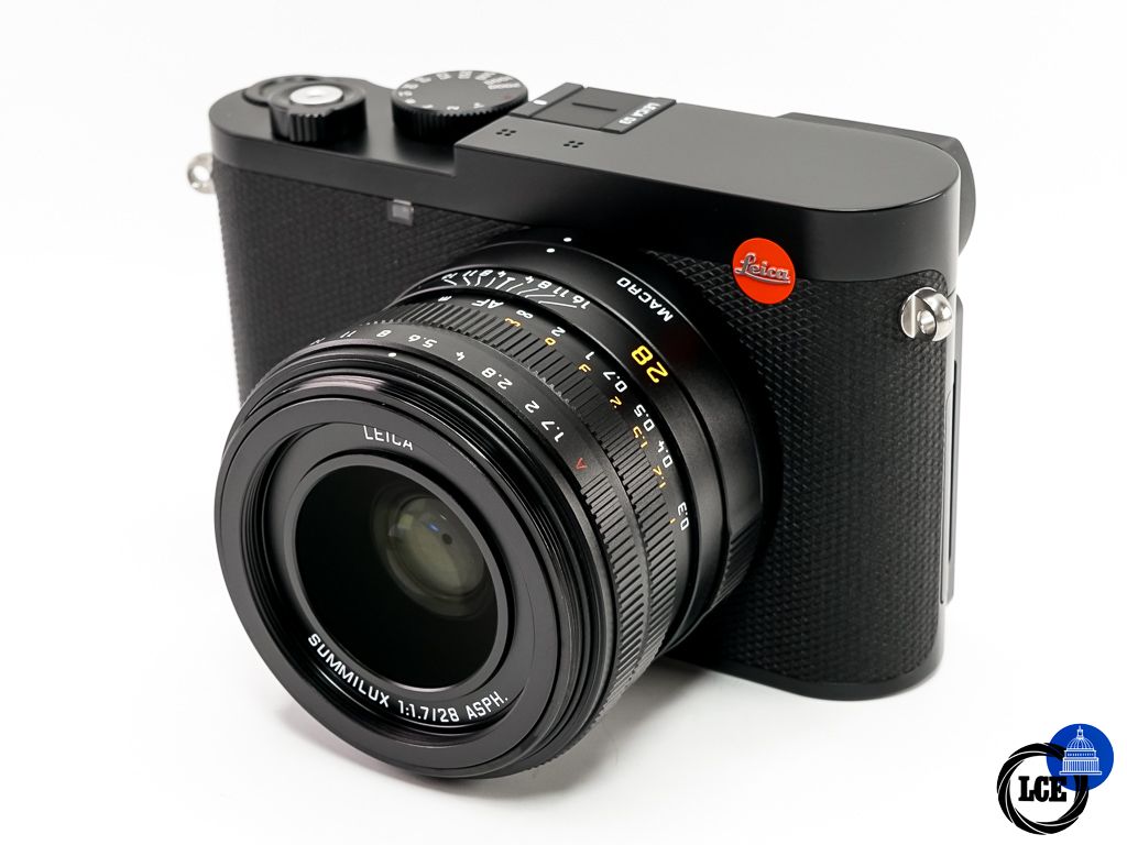 Leica Q3 + Case * BOXED *