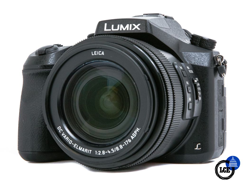 Panasonic Lumix FZ2000 **Boxed**