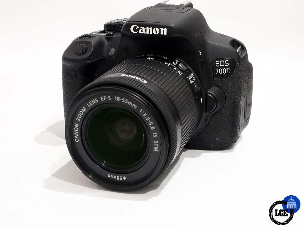 Canon EOS 700D + 18-55mm IS