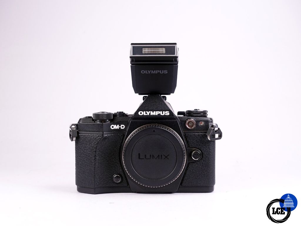 Olympus OM-D E-M5II Body