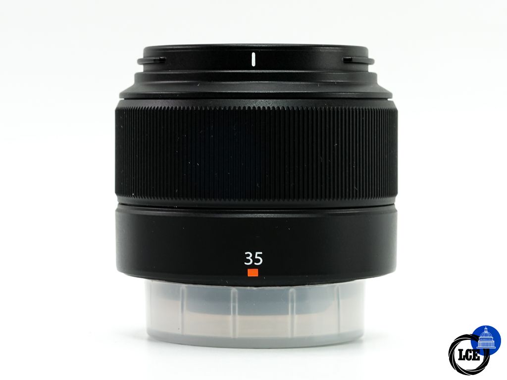 FujiFilm XC 35mm f2