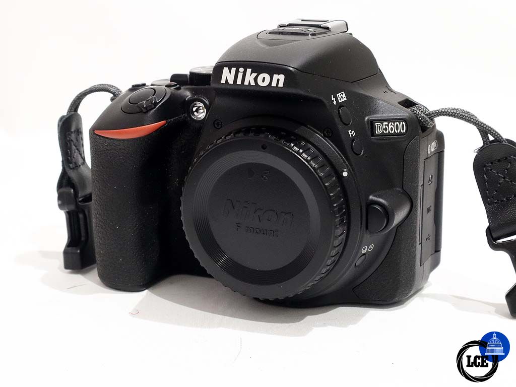 Nikon D5600 Body