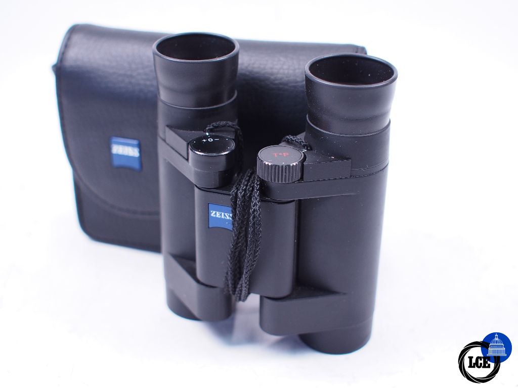 Zeiss 8x20 Conquest T*