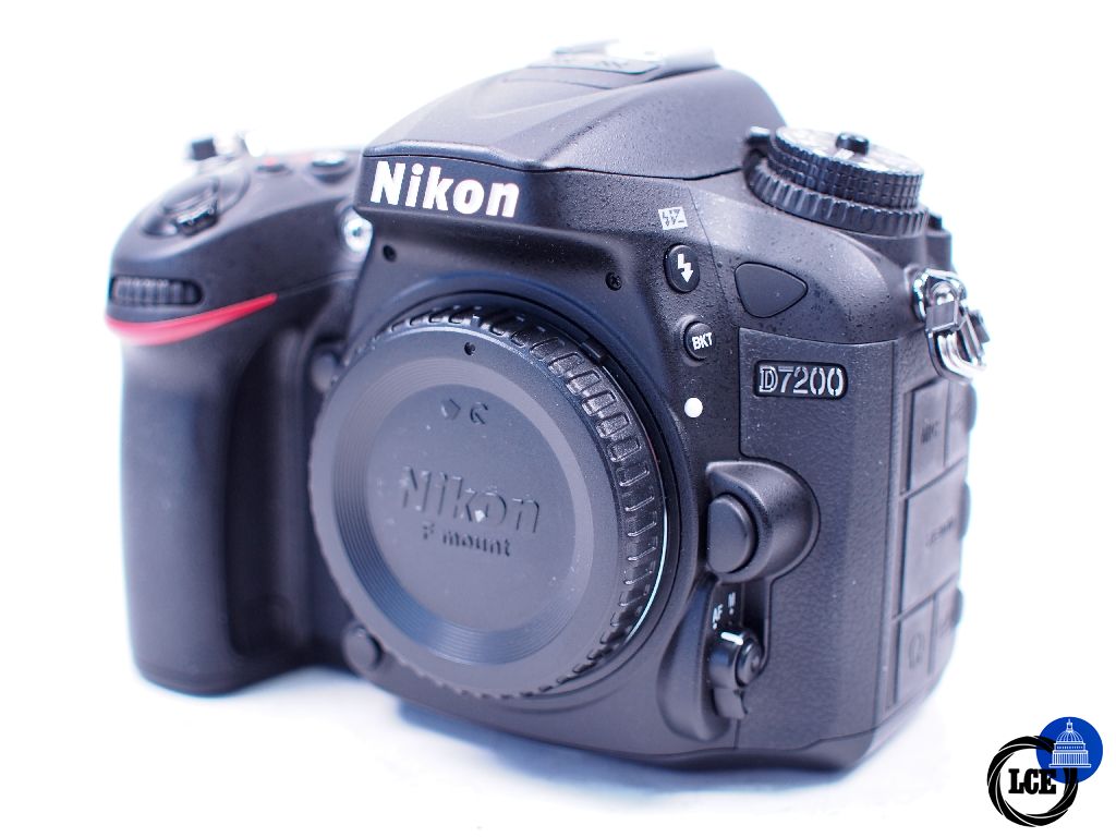 Nikon D7200