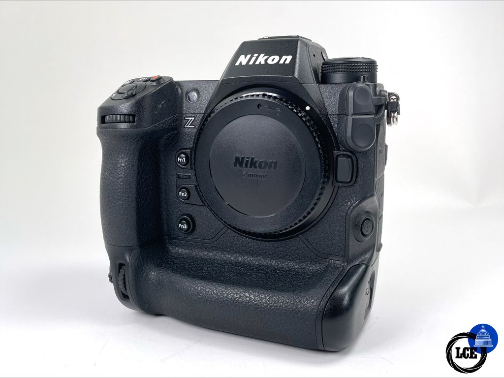 Nikon Z 9 Body *2x EN-EL18D Batteries*