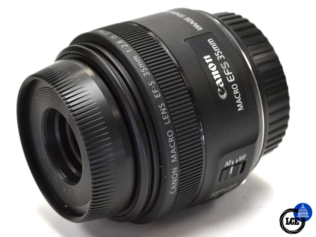 Canon EF-S 35mm F2.8 Macro IS STM Canon EF-S 35mm F2.8 Macro IS STM