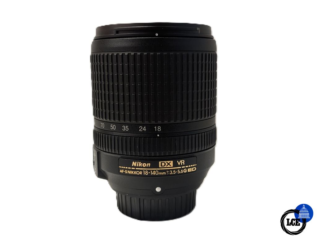 Nikon AF-S 18-140mm F3.5-5.6 G ED DX VR Nikon AF-S 18-140mm F3.5-5.6 G ED DX VR