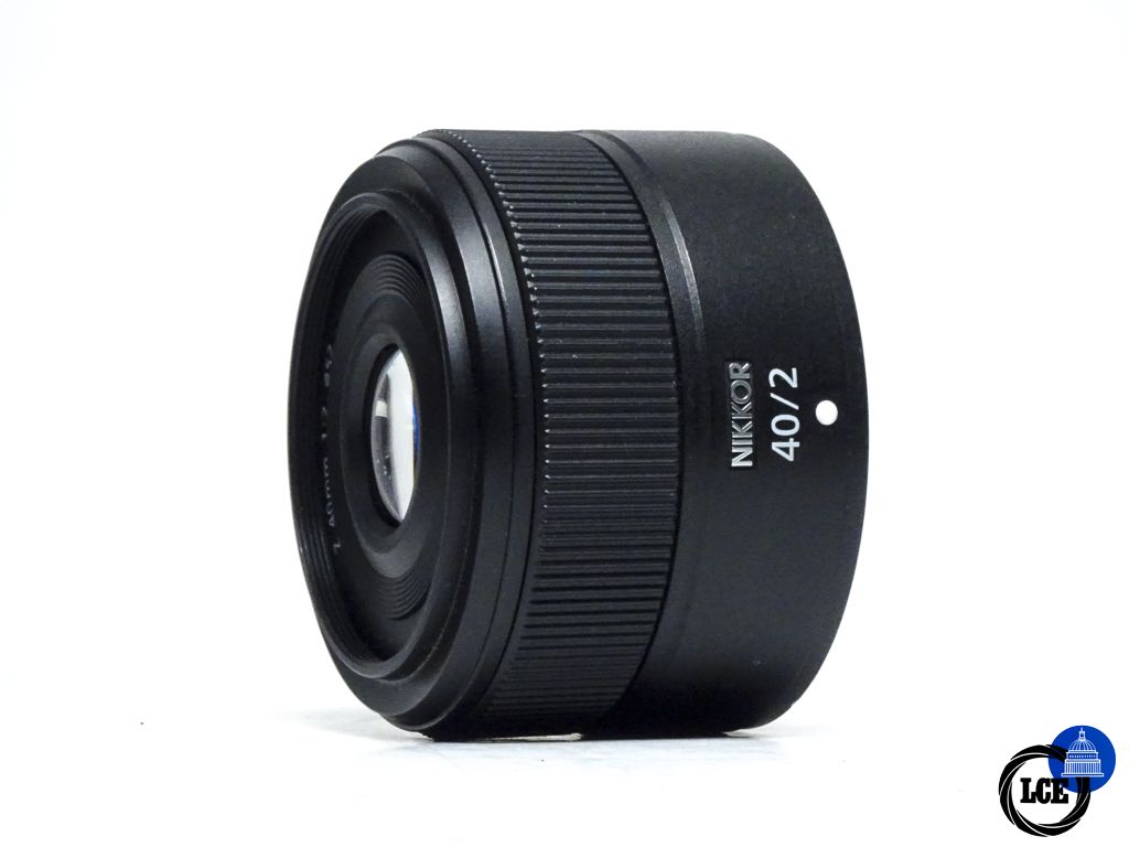 Nikon Z 40mm f/2 Nikon Z 40mm f/2