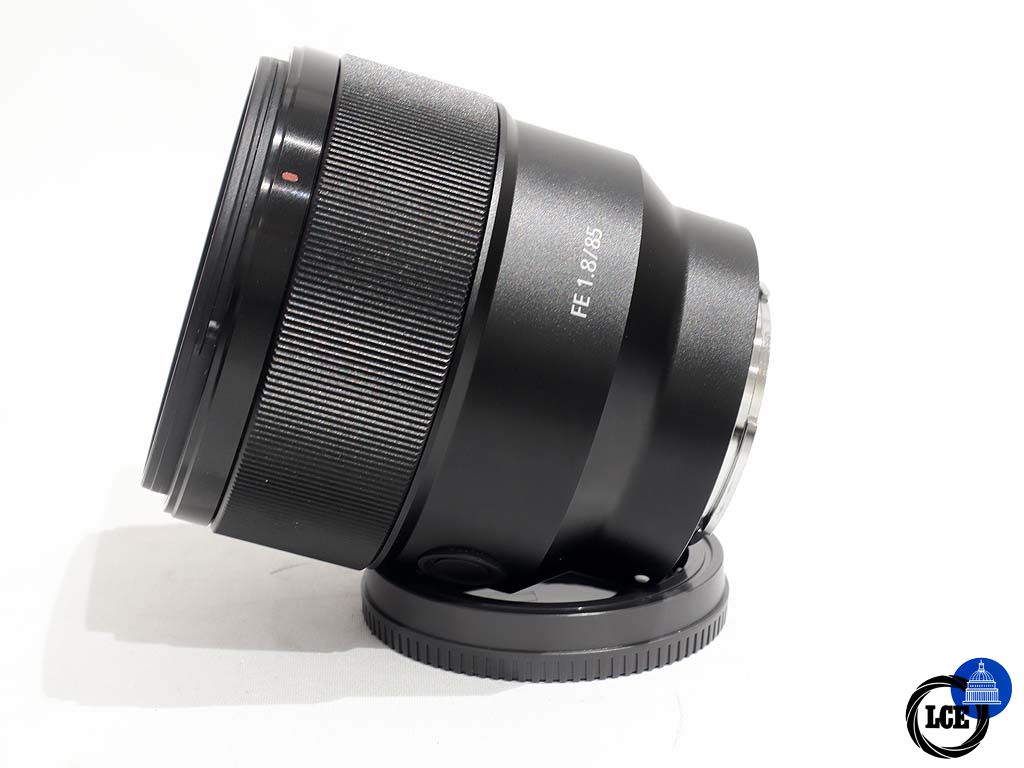 Sony FE 85mm f1.8 Sony FE 85mm f1.8