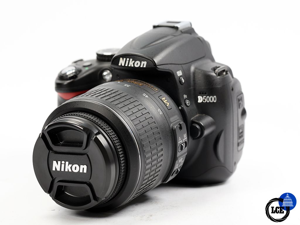 Nikon D5000 + 18-55mm f/3.5-5.6G VR *BOXED* Nikon D5000 + 18-55mm f/3.5-5.6G VR *BOXED*
