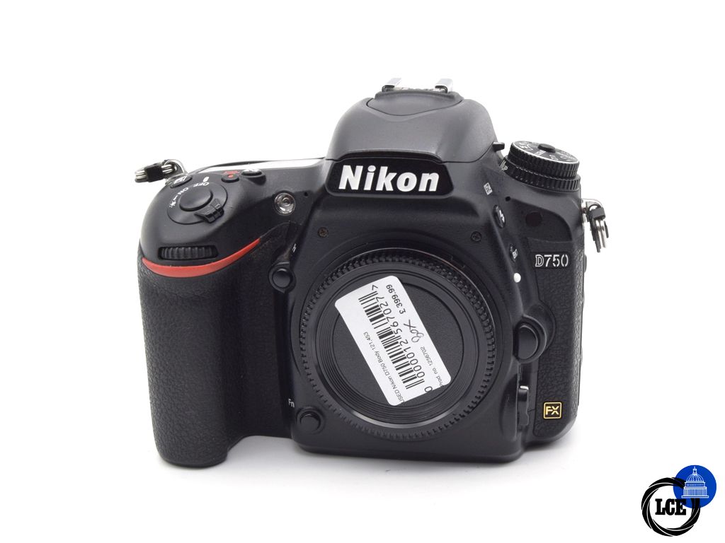 Nikon D750 Body (121453 Shots) Nikon D750 Body (121453 Shots)