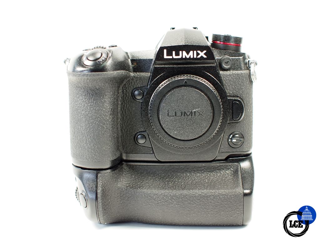 Panasonic Lumix G9 + Grip Panasonic Lumix G9 + Grip