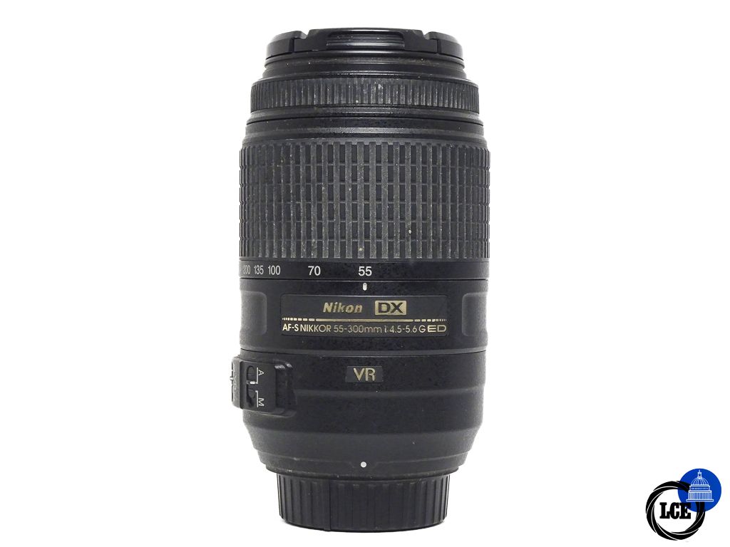 Nikon 55-300mm f/4.5-5.6G ED DX AF-S *fungus* Nikon 55-300mm f/4.5-5.6G ED DX AF-S *fungus*