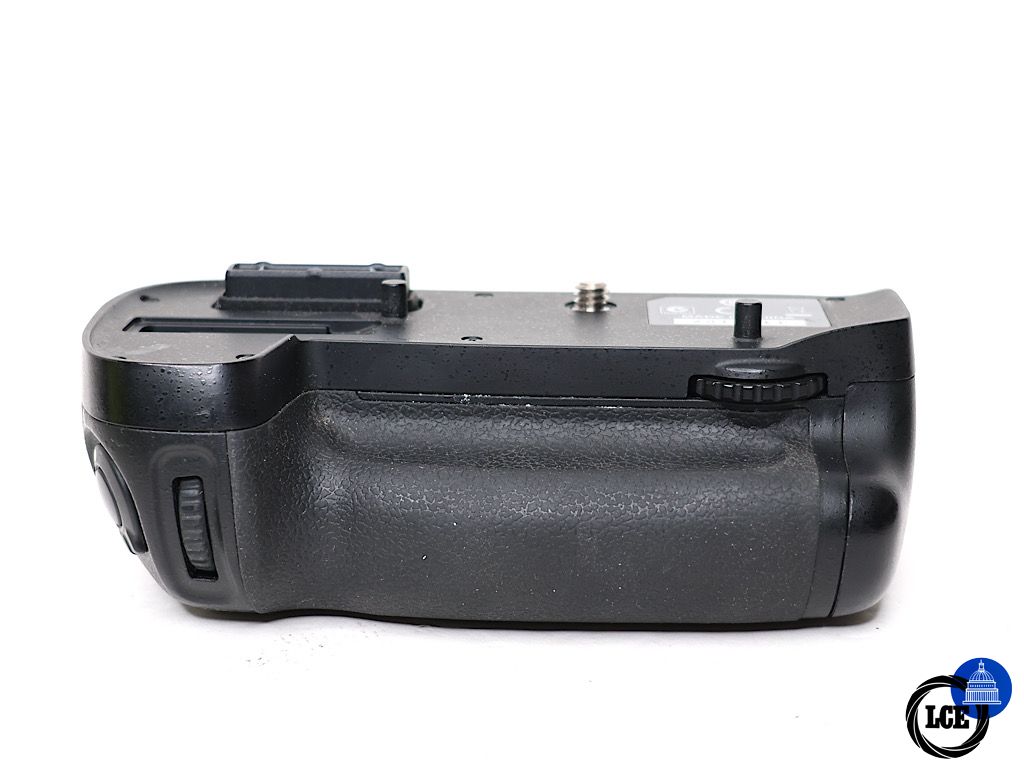 Nikon MB-D15 Nikon MB-D15