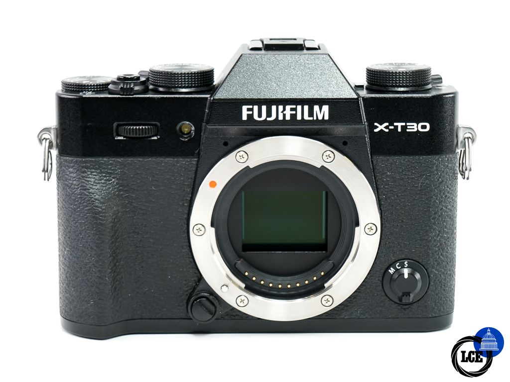 FujiFilm X-T30 Body ** Low Shutter Count ** FujiFilm X-T30 Body ** Low Shutter Count **