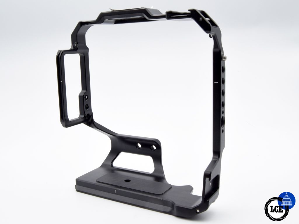 SmallRig Cage for Nikon Z6 II/ Z7 II + MB-NII Grip SmallRig Cage for Nikon Z6 II/ Z7 II + MB-NII Grip