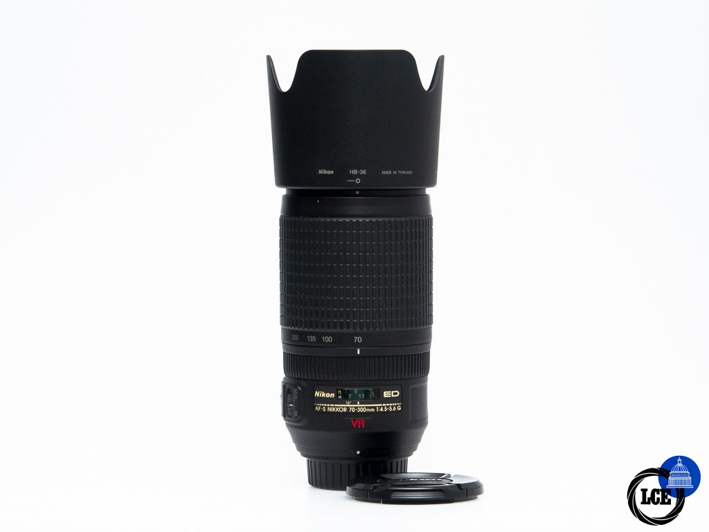Nikon AF-S 70-300mm f/4.5-5.6 G ED VR Nikon AF-S 70-300mm f/4.5-5.6 G ED VR