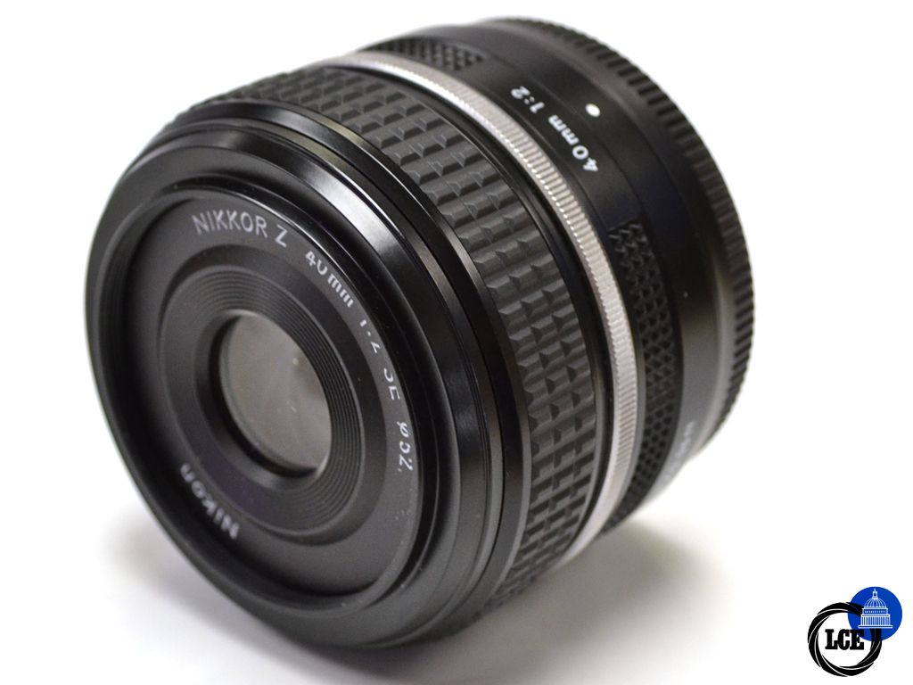 Nikon Z 40mm F2 SE Nikon Z 40mm F2 SE