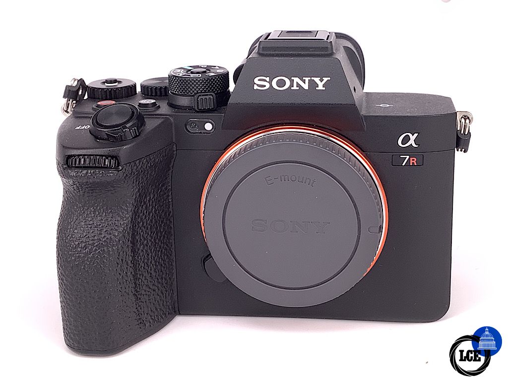 Sony A7R v body ( shutter count 9.4k ) Sony A7R v body ( shutter count 9.4k )