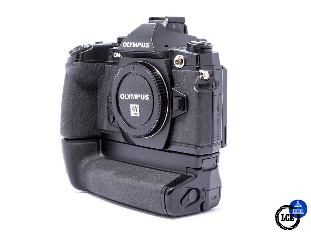Olympus OM-D E-M1 + Grip Olympus OM-D E-M1 + Grip