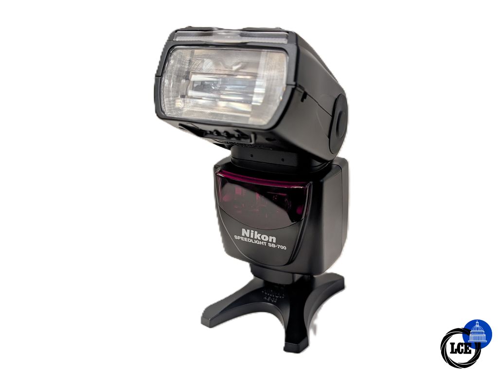 Nikon Speedlight SB-700 Flashgun Nikon Speedlight SB-700 Flashgun