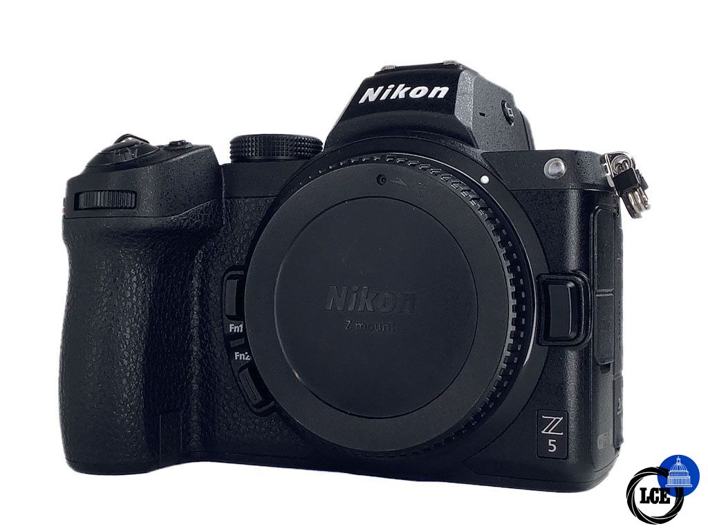Nikon Z 5 Body *2000 actuations* Nikon Z 5 Body *2000 actuations*