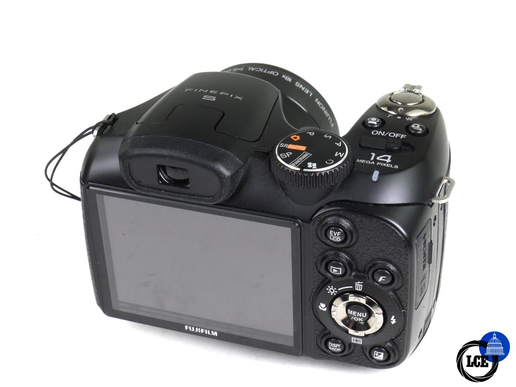 FujiFilm Finepix S2980 - 28-504mm (18x Optical Zoom)